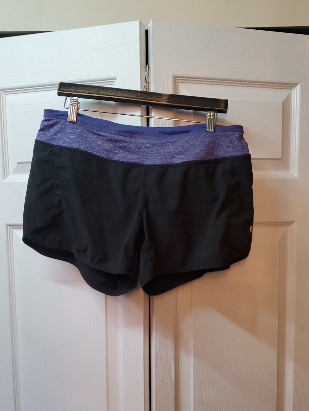 LULULEMON SIZE 8 Women's Black Athletic Shorts with Purple Waistband